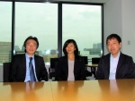 ソフトバンクグループでGoogle Appsの導入を担当した内山敏氏、諸岡みどり氏、津乗伸治氏（左から）