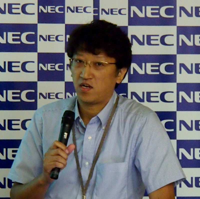 NECパーソナルコンピュータ 商品開発本部の梅津秀隆氏