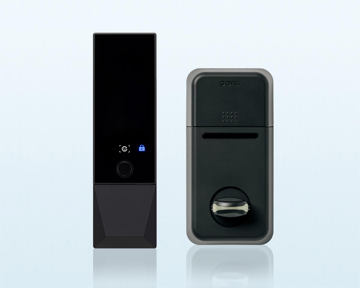電池で動くオフライン型の顔認証スマートロック | 日経クロステック Active