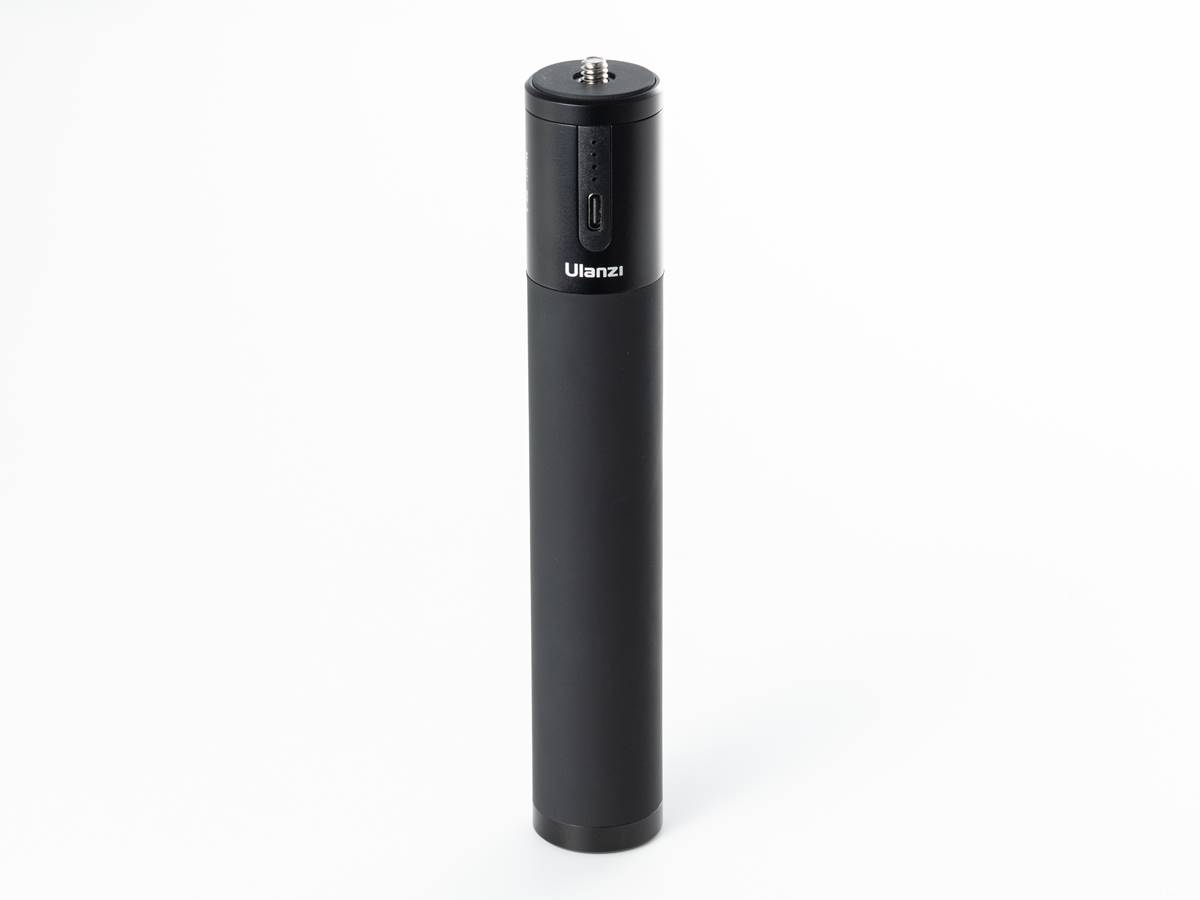 カメラ三脚になるモバイルバッテリー「Ulanzi BG-3」、撮影は快適に