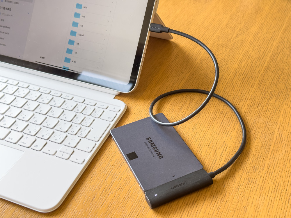 iPad 10は外部接続用端子がLightningからUSB-Cに変更された。SSDなどの外付けストレージを扱いやすくなった