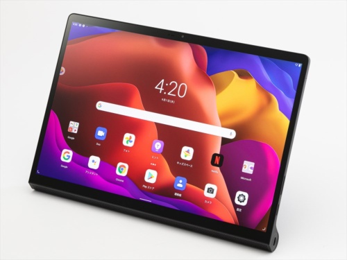 レノボ・ジャパンの13型Androidタブレット「Lenovo Yoga Tab 13」。スタンドで自立することや外付けディスプレーとして使えることが特徴。一回り小さい11型モデル「Lenovo Yoga Tab 11」は外付けディスプレー機能を持たない