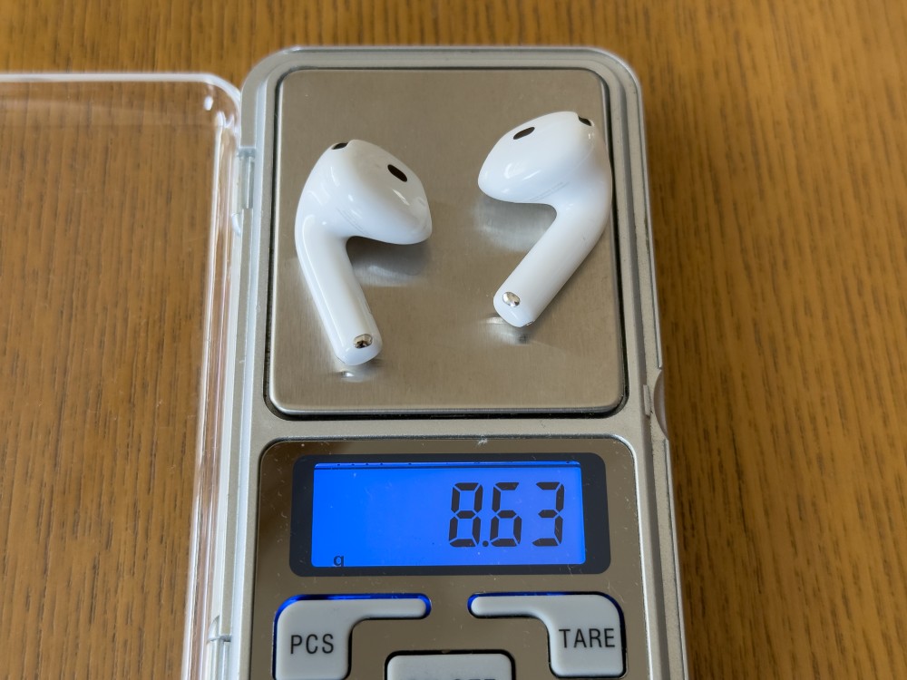 AirPods 4」は開放型の軽さとノイキャンを両立、歴代モデルとの違いを