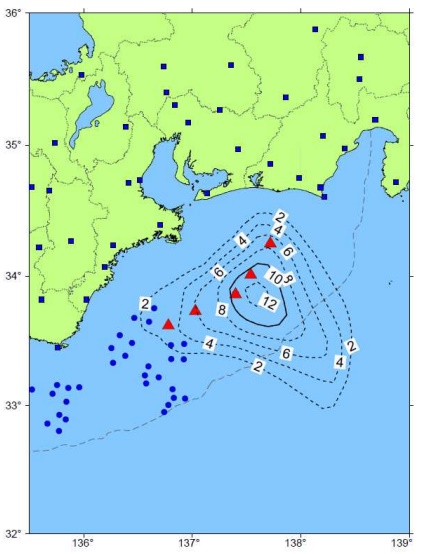 「東南海ケーブル式常時海底地震観測システム」は5つの観測点（画像内赤印）と静岡県御前崎市の陸上局を海底ケーブルが結ぶ