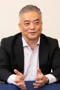 酒井 卓哉氏