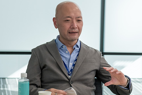 SCSK<br>ITマネジメント事業部門<br>マネジメントサービス第三事業本部<br>商社マネジメントサービス第一部<br>第三課 課長 唐﨑弘文氏