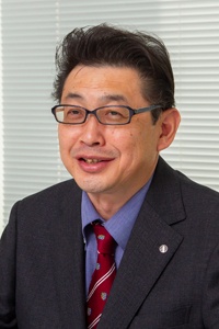 菅谷 和人氏