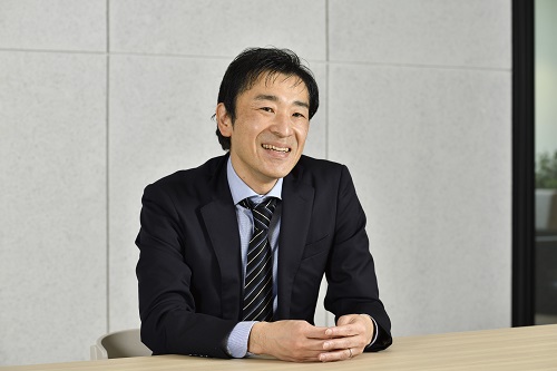 山後 正孝 氏