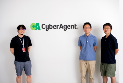 左から株式会社AbemaTV 開発局 コンテンツ配信チームの山中勇成氏、株式会社サイバーエージェント CIU Studio Team Studio Network Specialistの篠原雅和氏、株式会社サイバーエージェント スタジオ戦略室 テクニカルディレクターの近藤信輝氏