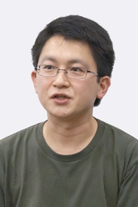 セガサミーホールディングス株式会社<br>ITソリューション本部<br>プラットフォーム部 サーバー課<br>門脇 知紘氏