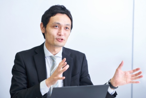 山野雄也 氏