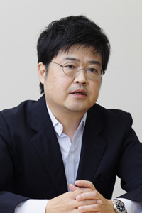 佐藤 哲也 氏