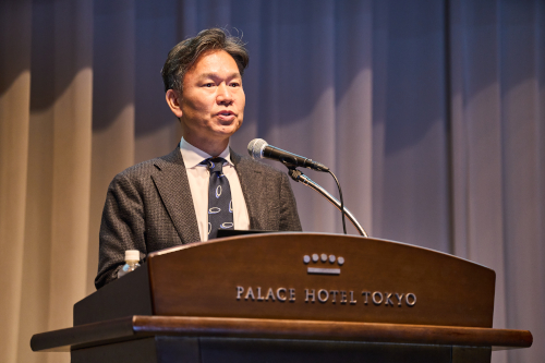 藤本 寛 氏