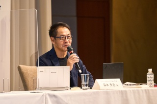 森本 秀治 氏