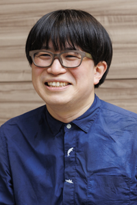 国本 亮氏