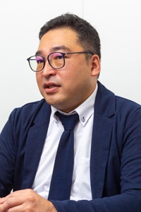 石渡 晃介氏