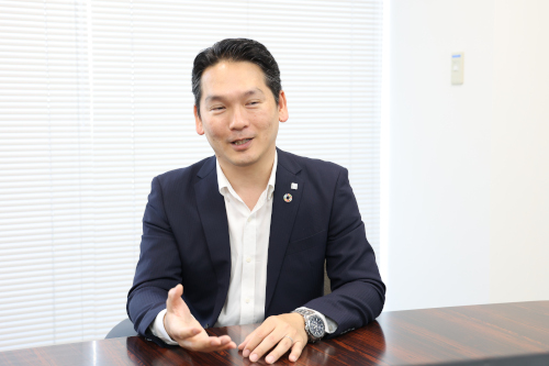 上田 昭則 氏