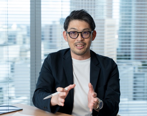 岩渕 聖 氏