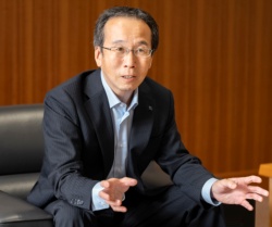 伊藤 隆司 氏