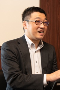 馬場 文昭氏