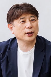 香取 幹氏