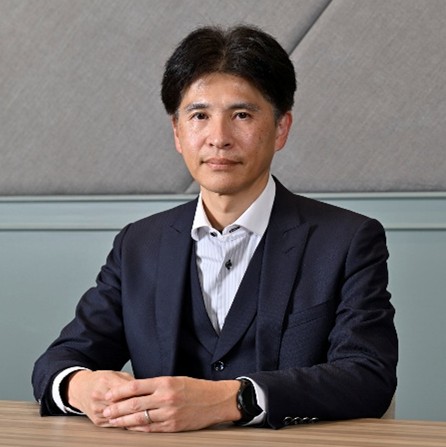 中嶋 一雄 氏