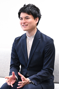 廣澤 聖士 氏