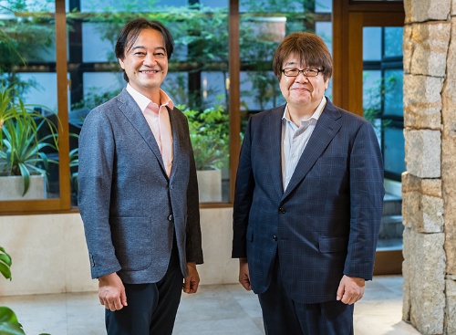慶應義塾大学大学院 システムデザイン・マネジメント研究科 教授 白坂 成功 氏(左)<br> 日本アイ・ビー・エム株式会社 GBS/IOT コグニティブ・R&Dソリューション 部長・アソシエイトパートナー コンサルタント 後藤 禎 氏(右)