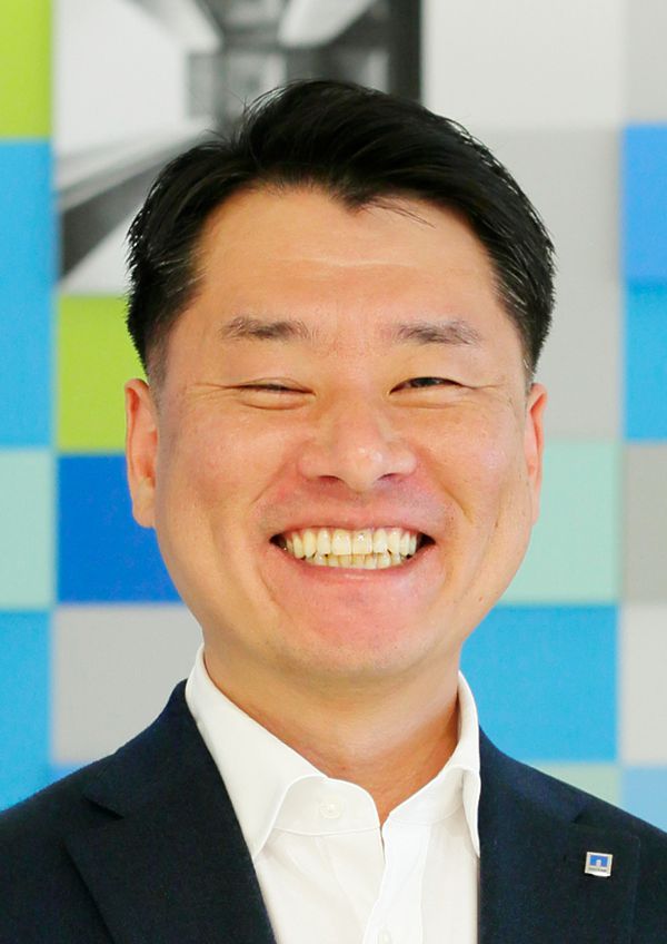 溝上 宏和 氏