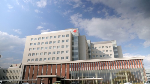 写真2●昨年12月に新築移転された北見赤十字病院