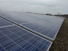 写真1●千葉県市原市の太陽光発電設備