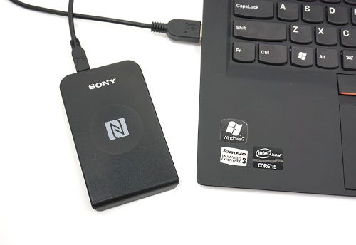 かざすだけ Pcに簡単にログオンできるicカードリーダー ライター 日経クロステック Active