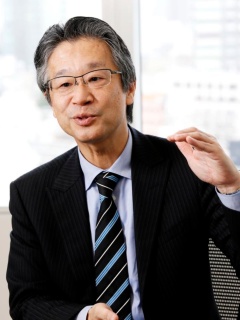 写真1●Asurion Technology Japan社長の永田清人氏。NTTドコモ時代は移動機開発部長やプロダクト部長、マーケティング部長、常務執行役員関西支社長などを歴任した。