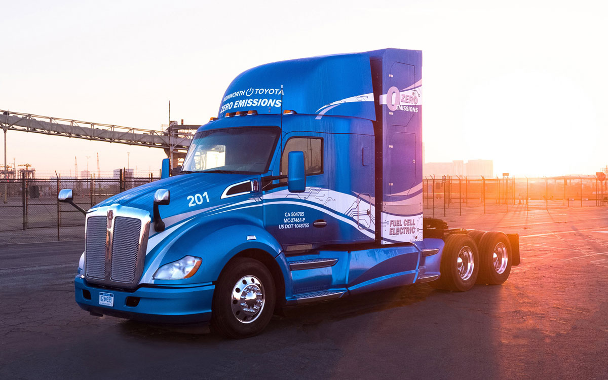 トヨタ、米メーカーと燃料電池大型トラックを共同開発  日経クロス 