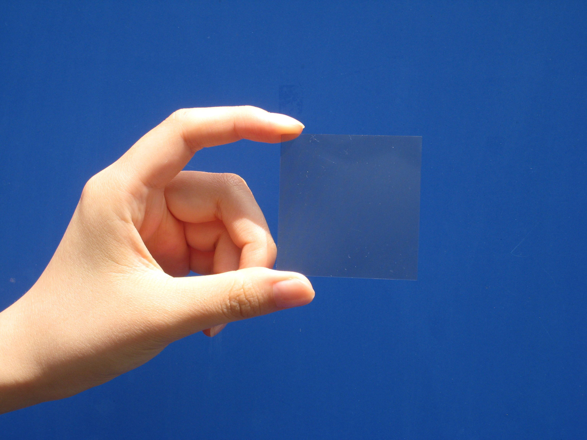 配線が見えない」 シライ電子工業が透明なフレキ基板 | 日経クロス