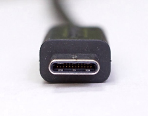 1本のケーブルでUSB以外の信号も流せる「USB Type-C」コネクタ