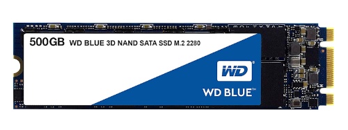 薄いカード型をしたM.2タイプのSSD。内部インタフェースがSATA 3.0のものと、PCI Express（PCIe）のものがある。PCIeの方が転送速度が高いが、その分高価で発熱量も多い。カード型SSDにはmSATAと呼ばれる規格のものもあるが、採用製品が少ない。上の製品はウエスタンデジタルの「WD Blue 3D NAND SATA SSD（WDS500G2B0B）」。容量は500GバイトでインタフェースはSATA。実売価格は税込みで1万円前後（出所：ウエスタンデジタル）