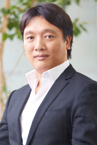 株式会社スカイアーチネットワークス<br>代表取締役社長<br>江戸 達博 氏