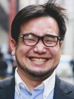 上林 功 氏